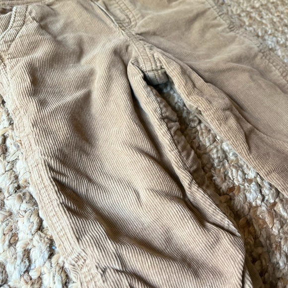 🤎 sold 🤎oshkosh corduroy overalls - Picture 7 of 8